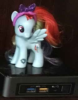 Twilight Sparkle on an Intel NUC case